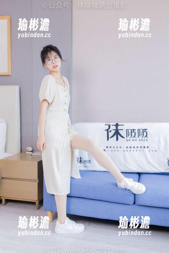 BoBoSocks袜啵啵 - 小甜豆的作品，不愧是薄灰丝，随意间就流露出点点顽皮。