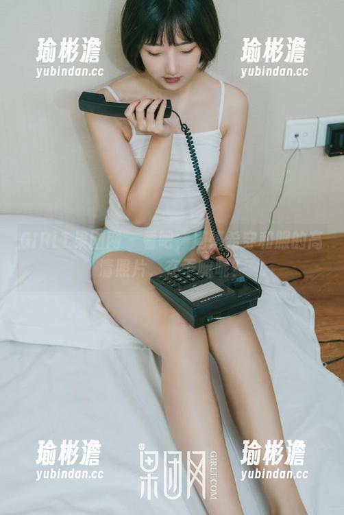 GIRLT果团网 - 看吧，周妍希穿和服的高清照片，在干嘛呢？