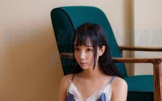 GIRLT果团网 – 张小喵的小腿资源库来了，丝袜怎能少？