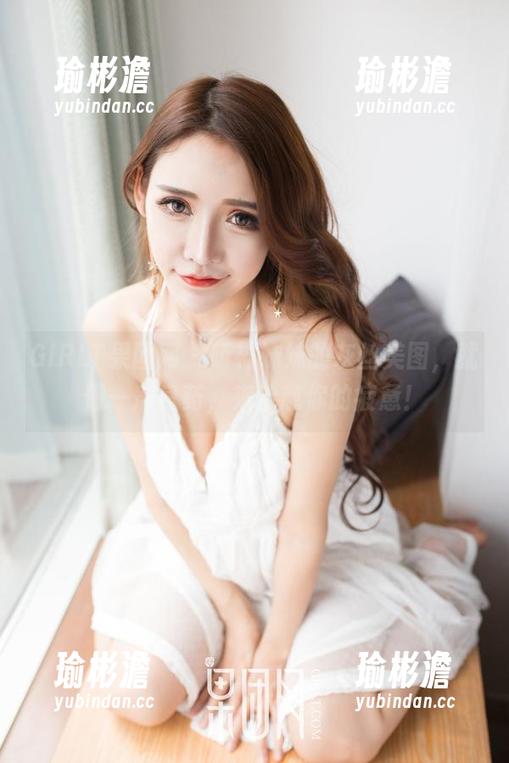 GIRLT果团网 - 萌神妹妹的灰丝美图，就像一剂良药，来治愈你的疲惫！