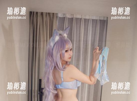 进KANEKO咔喵的教室，免费写真让人大开眼界，然而功课没做……