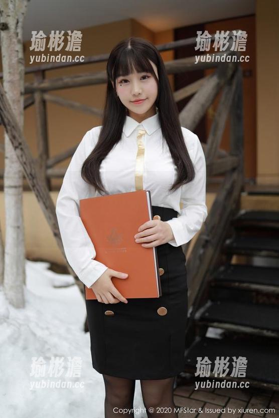 MFStar模范学院 - 空姐SiByl李思宁的私拍，云层上漂浮的妄想，挥手间就开启另一扇door？