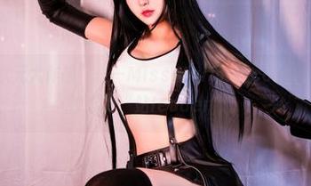 “天台二次元大作战”——MissWarmJ的cos合集让你分分钟成为“站leader”。