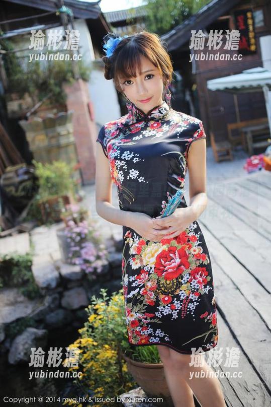 MyGirl美媛馆 - 绮里嘉ula的校园高清分享，这些画面需要双眼仔细审视