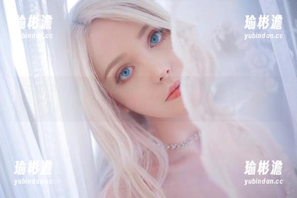 Sayathefox的“粉色”作品，居然能让人脑海中浮现一堆甜甜的联想！