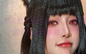 Tiny Asa的自拍幅集:这些小表情就像调皮捣蛋的小精灵!
