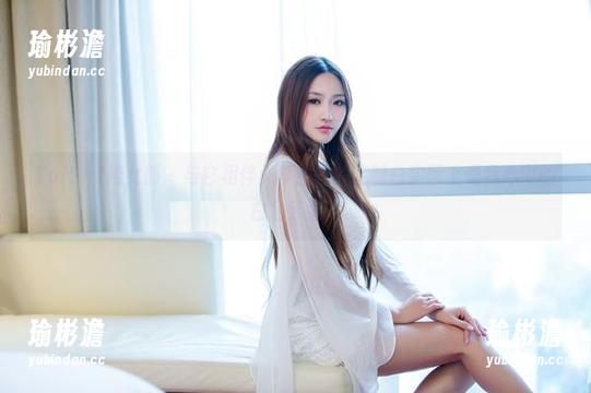 TuiGirl推女郎 - 与它相伴，李丽莎的定制白实际上是我心中的白色云朵。