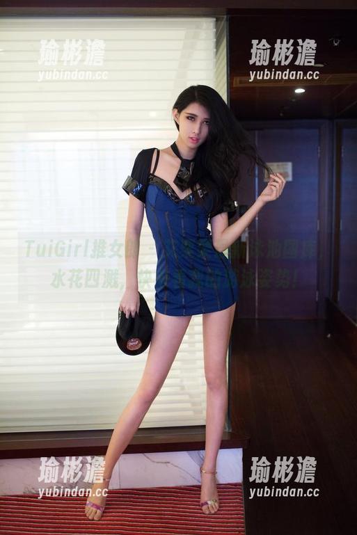 TuiGirl推女郎-艾栗栗 TuiGirl推女郎 - 艾栗栗最新泳池图库,水花四溅,快来看我的游泳姿势!
