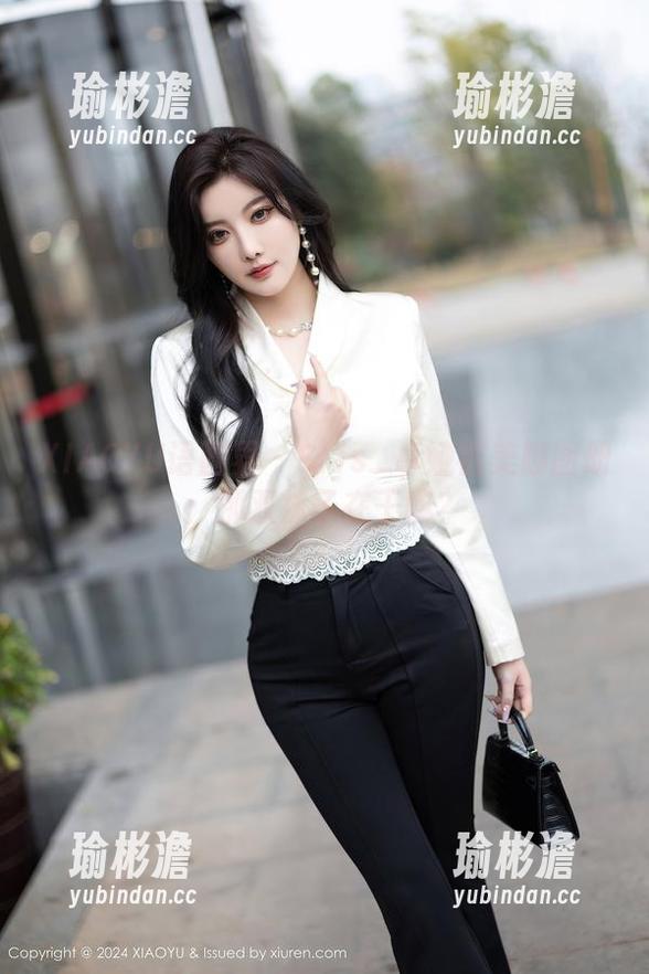 XIAOYU语画界 - Cris_卓娅祺美脚图册：那双袜子在干嘛？