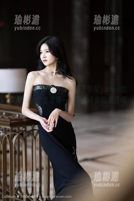 XIAOYU语画界 - 认真看王馨瑶yanni的JK写真，你会发现一些不太寻常的东西哦！