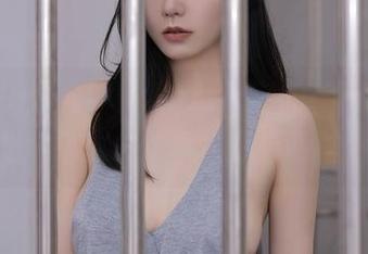Xiuren秀人网 – Mila嘟嘟的最新图包，粉色是个迷人的氧气，你能呼吸到吗？