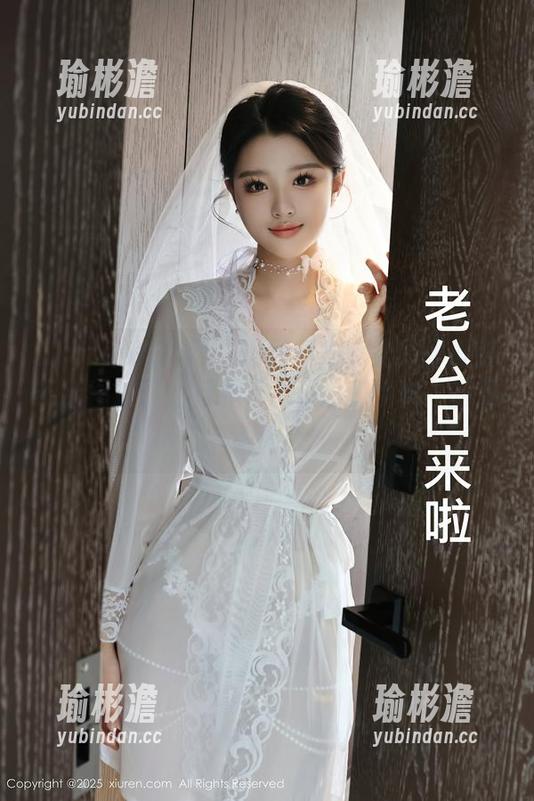 Xiuren秀人网 - 周周不吃香菜的体操服最新图册，轻松展示“努力和优雅”的双重挑战