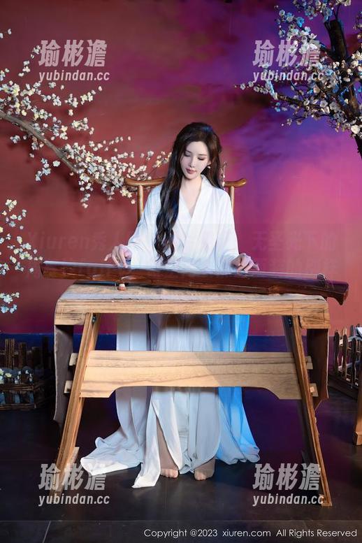 Xiuren秀人网 - 图片见证：无圣光下的周慕汐fairy，镂空内衣黑丝西装的别样风情！