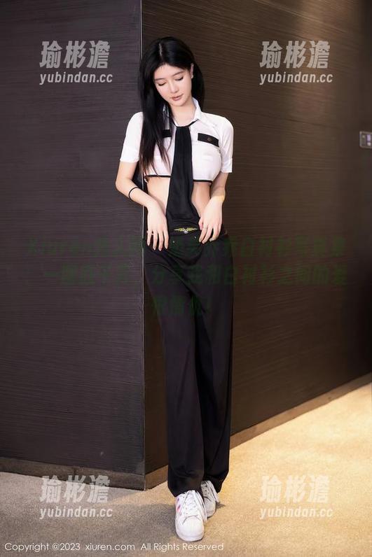 Xiuren秀人网 - 奶芙乔乔白衬衫写真集：一图胜千言，分享我和白衬衫之间的爱恨情仇！