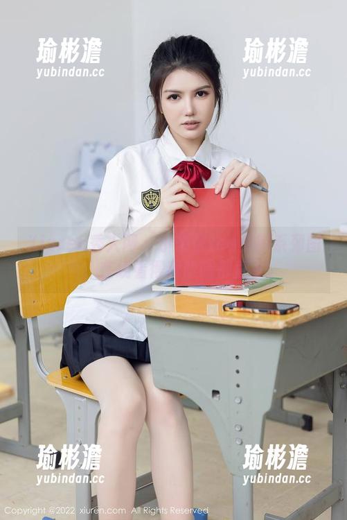 Xiuren秀人网 - 小茶茶tea美腿系列图片，在线看得我眼睛都直了。