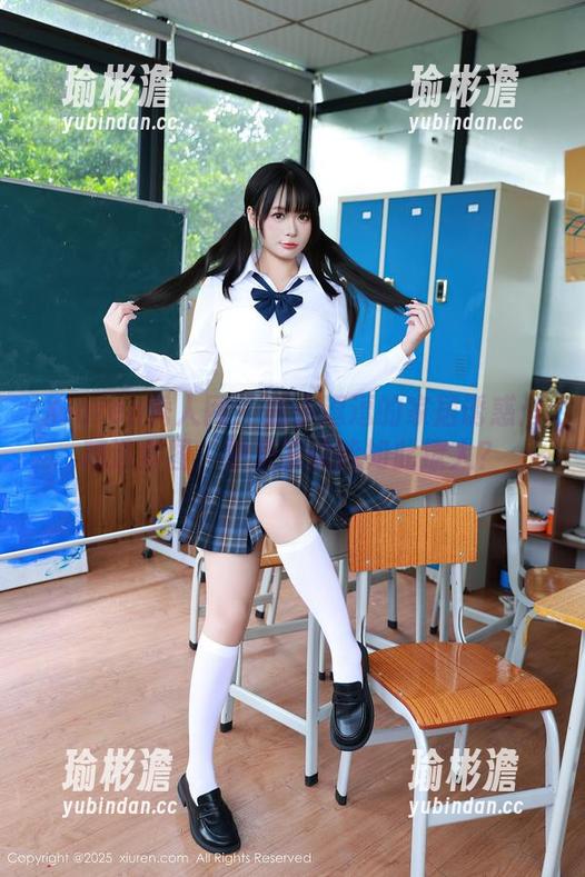 Xiuren秀人网 - 是小逗逗的家居诱惑：精选套图，原来家也能如此撩人？