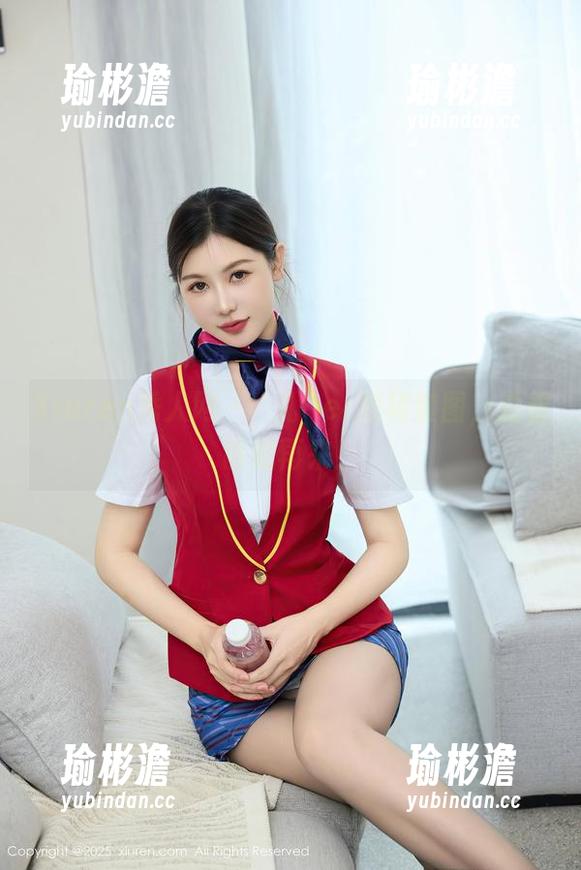 Xiuren秀人网 - 玥儿玥er短裙套图，没看够就再来！