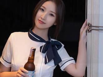 Xiuren秀人网 – 绮里嘉ula的睡衣图包，免费拿走！我想，“居家放飞自我”的快乐就藏在这些睡衣里吧！