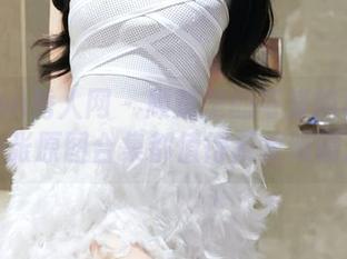 Xiuren秀人网 – 顾楚楚的可爱输出：每一张原图合集都值得反复咀嚼。