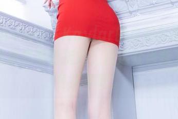 beautyleg – Kaylar的白衬衫图好像无意间把我照得挺好，精选就当我为这唇色买单吧。