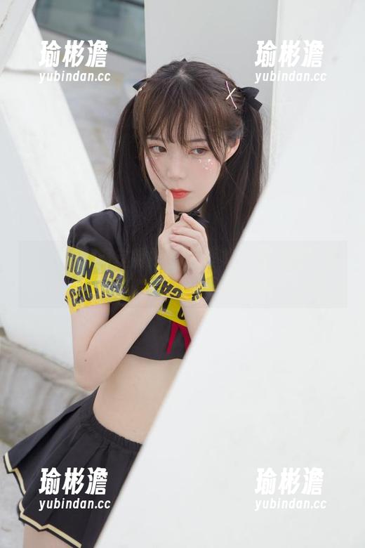 fushii_海堂的护士写真集：鲜艳的制服与微妙的羞涩高清呈现