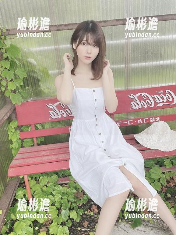 看吧，けん研的C104honeyDL写真集，原图散发的意味，真想多想想。
