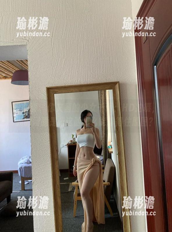 微密圈 - 你文茜的少女千面：HD拍摄，我的问题是…这脸怎么能撑得住原图？
