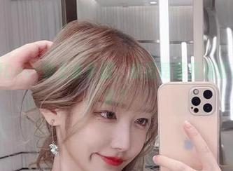 啾小妍Deer穿上水手服，难道是要开海誓山盟大会？