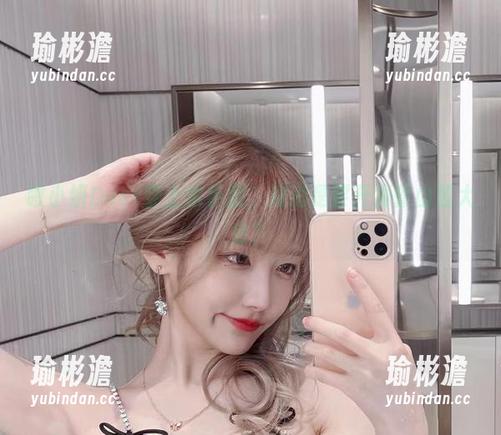 啾小妍Deer穿上水手服，难道是要开海誓山盟大会？
