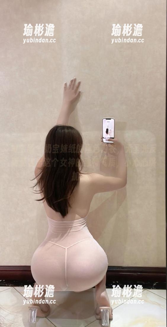 微密圈 - 奶宝妹纸的黑色内衣，无圣光反而更显出这个女神的独特气质，小心心跳加速。