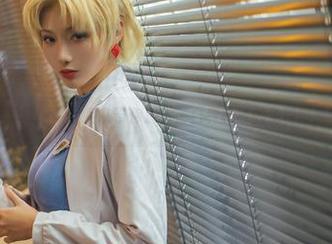 忘记乒乓球吧，如月灰带你进入蓝白竞技泳的免费图集狂欢！