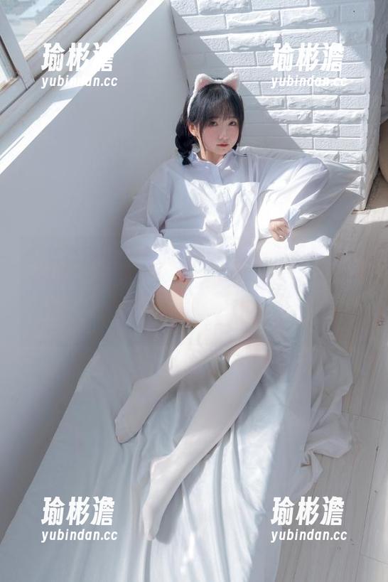 少女秩序 - 千澄的网袜合集，对于拒绝穿衣的你，这组照片似乎是一种全新的“启发”。