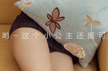 尤果网 – 美替的私拍日常：天台上的随意时光