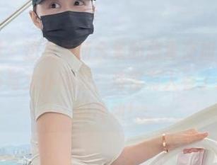 微密圈 – 这组最新合集的悲喜交加，左公子666与女仆同框，难怪有人看了想搭讪的冲动！