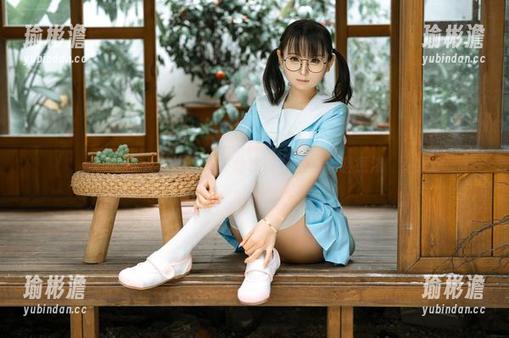 落入在线合集，幼水铃衣的夏天暖意浓