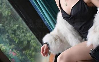 异思趣向 – 小九美图精彩放送，反差女秘实在让人捧心！