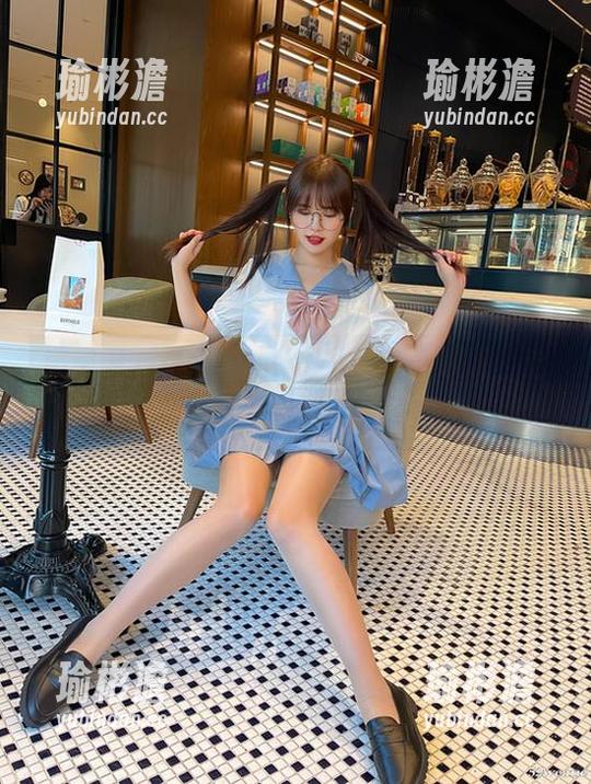 微密圈 - 张思允的婚纱写真集，哎呀，这裙子能不能再卷点儿？