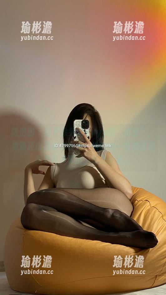 徐绾绾yyyy 微密圈 - 打开徐绾绾yyyy的“秘密”,免费还得是啥小资源,她的每一帧都像在跟你轻声耳语,劲道十足。