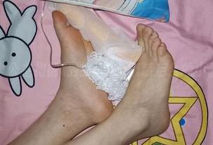 想要个公主抱的私拍：水手服装后台的小调皮！
