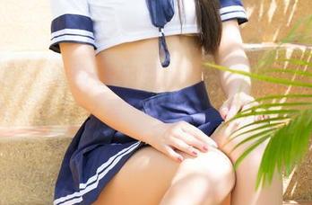 推女神 – 免费看宛恩miyu在办公室的样子，脸上写着“今天又得加班”…