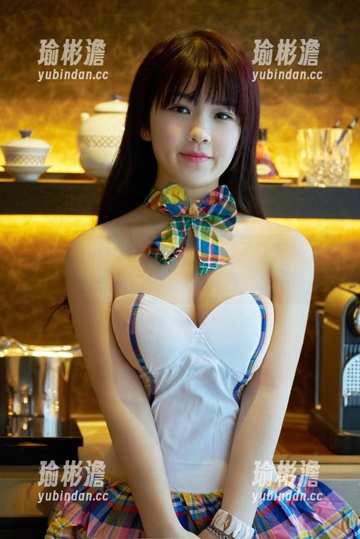 推女郎 - Rita的作品偷偷藏了些趣味，婚纱私拍的美妙与诗意。