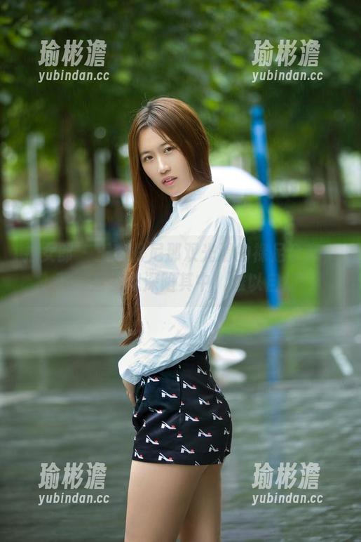 推女郎 - 王李丹尼那双光滑的裸足全套，下载后只想深陷其中，难以自拔!