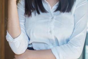 推女郎 – 浴室里的私房戏：艾栗栗教你如何玩转镜头。