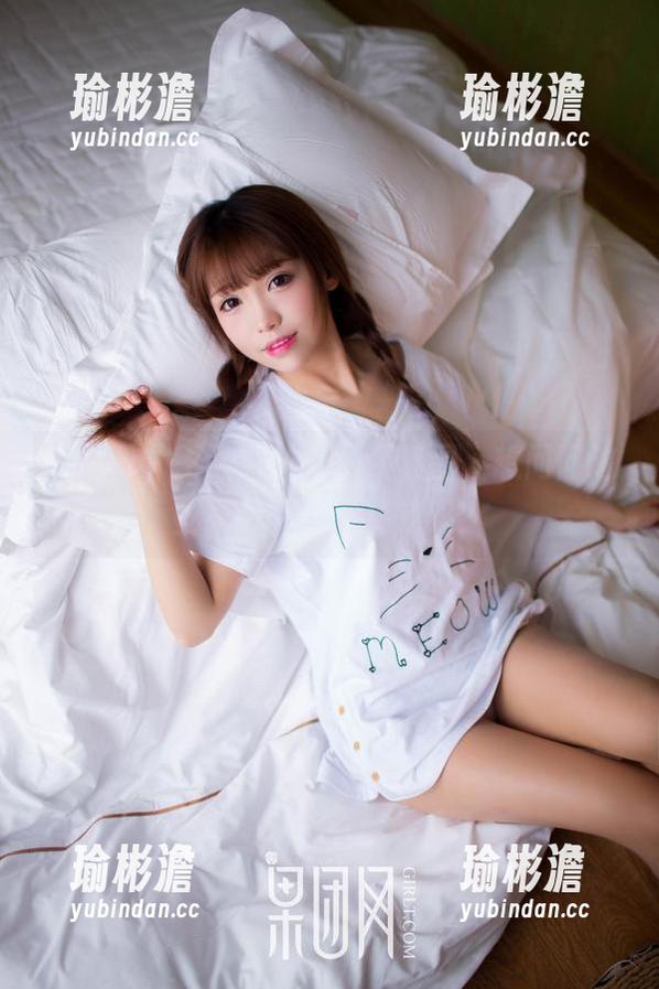 果团网 - 王语纯的职业装套图，想问问这些衣服快递能搞定吗？