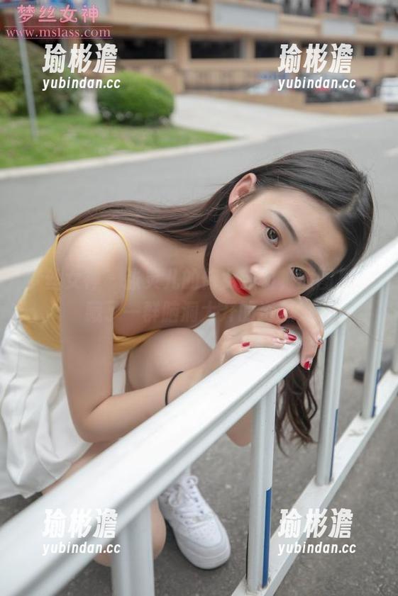 梦丝女神 - 张灵儿的修女派对，原图里竟藏了一群脑洞大开的资源！