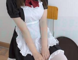 森萝财团 – 甜米兔女郎写真分享：在糖与胡萝卜之间的美好尴尬时刻！