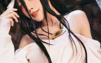 更新水淼aqua的图集：白色的冬天，搞得我好想穿上羽绒服。