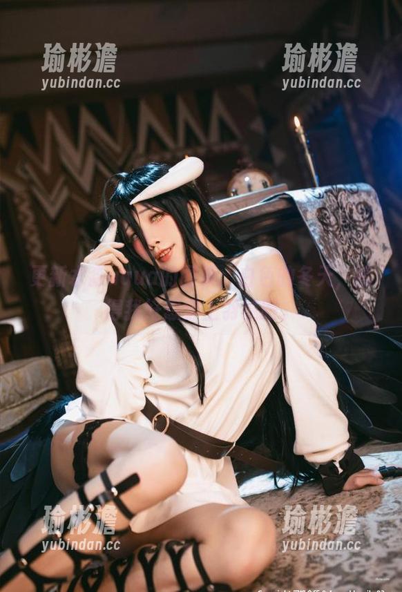 更新水淼aqua的图集：白色的冬天，搞得我好想穿上羽绒服。