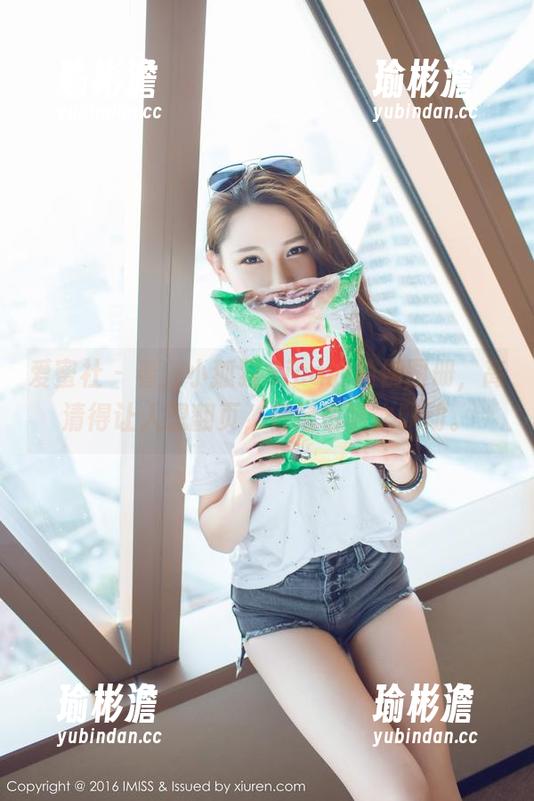 爱蜜社 - 看，小狐狸Sica的瑜伽图册，高清得让人想翻页，情绪也随之飘动。