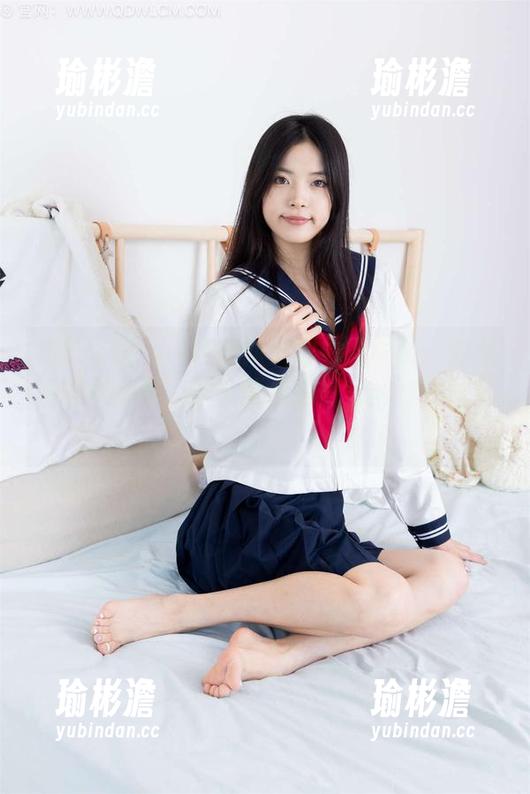 物恋传媒 - 一场晨间迷雾中的骚动：嘟嘟最新作品集，关于凌晨的日出闪耀着什么？